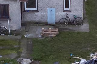 Kobieta i zwłoki mężczyzny wyciągnięte ze studni 