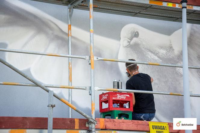 Bełchatów: Drugi mural prawie gotowy! Kto jest jego bohaterem? 