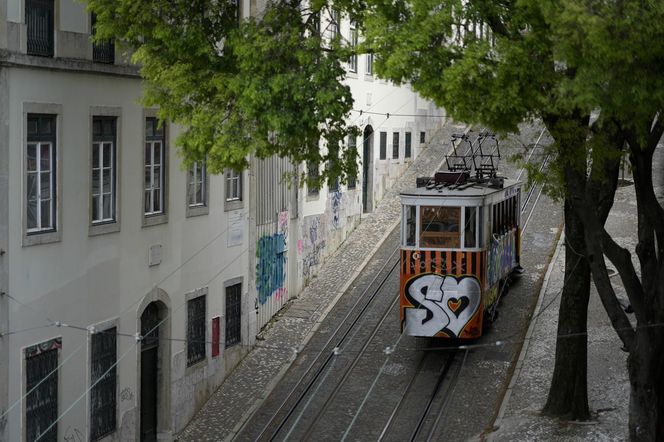 Koszmarny wypadek kolejki w Lizbonie