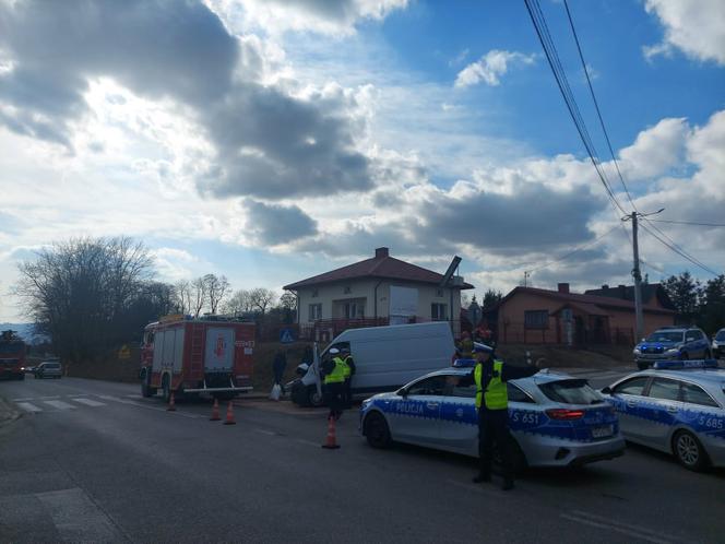 Wypadek na feralnym skrzyżowaniu w Ambrożowie