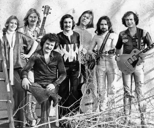 Niecierpliwy w nas ciskał się duch. Historia polskiego big beatu