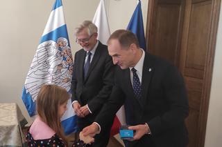 Rekordowa liczba komputerów dla dzieci z rodzin popegeerowskich w gminie Kazimierz Biskupi