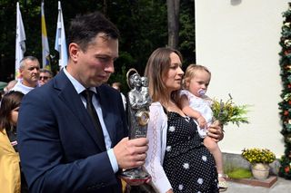 Na Górze Chełmskiej podczas Diecezjalnej Pielgrzymki Rodzin wprowadzono relikwie bohaterskiej matki 