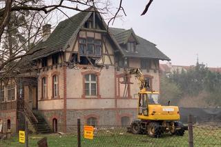 Willa na Karłowicach we Wrocławiu, wyburzona w marcu 2024 r.