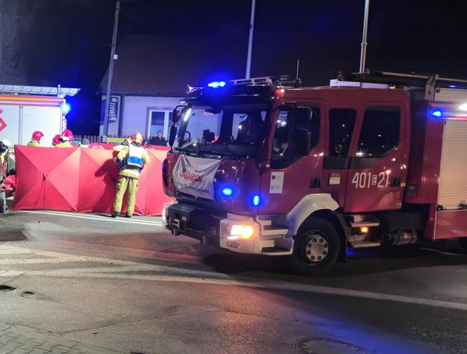 Bełchatów. Śmiertelny wypadek na ul. Wojska Polskiego. 47-latek zginął w zderzeniu z BMW [ZDJĘCIA]