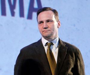 Sikorski w Kijowie: To nie były pomyłki. Padły mocne słowa o incydencie z rosyjskimi dronami nad Polską