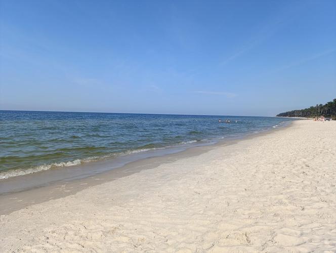 Koniec sezonu w Lubiatowie. Plaża i pusty camping