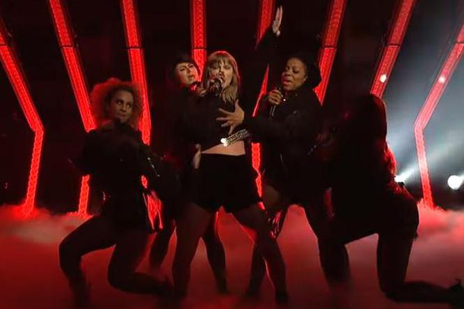 Taylor Swift: eady For It w SNL