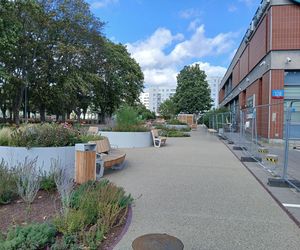 Skwer Gwary Warszawskiej pod koniec modernizacji