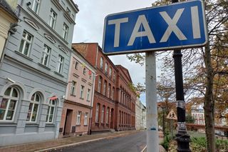 Mężczyzna, który zaatakował nożem kobietę usłyszał zarzuty