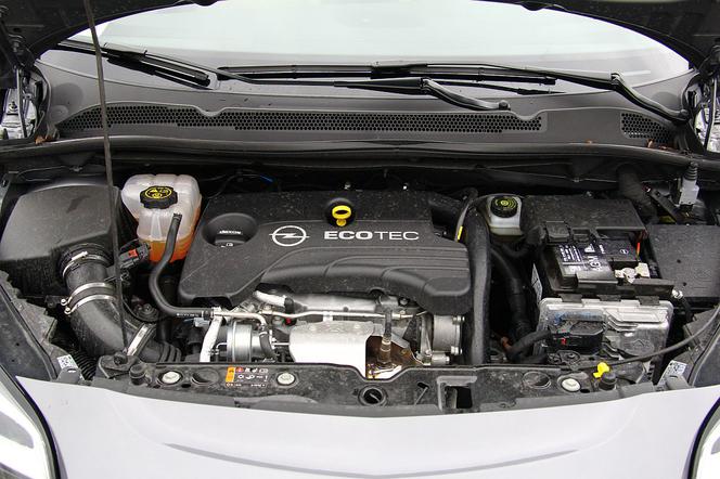 Opel Corsa 3D 1.0 Turbo Cosmo