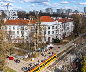 Gmach Szkoły Głównej Gospodarstwa Wiejskiego przy ul. Rakowieckiej 30 w Warszawie