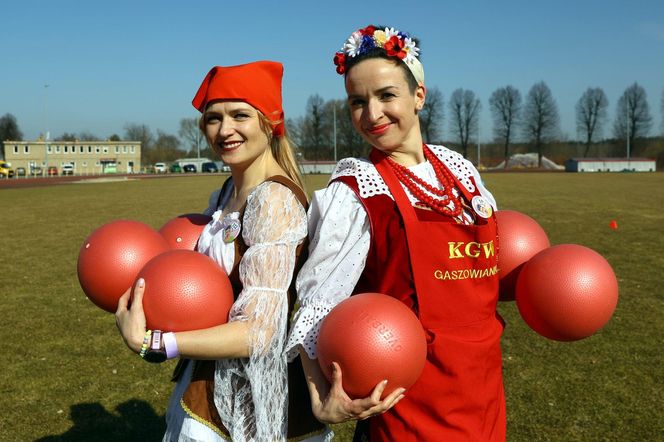  Dzień Kobiet w Rajtuzach to sukces. Piękna pogoda, tłumy kobiet to idealny przepis na celebrację święta w Rybniku ZDJĘCIA