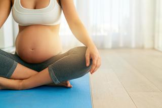 Ćwiczenia w 3 trymestrze ciąży - ułatwiają poród i likwidują ból pleców