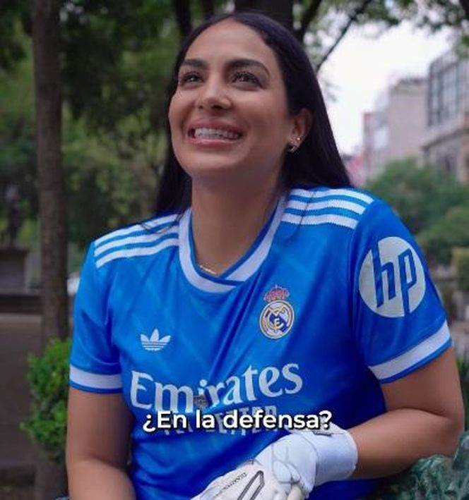 Stefani Jimenez, najpiękniejsza latynoska bramkarka