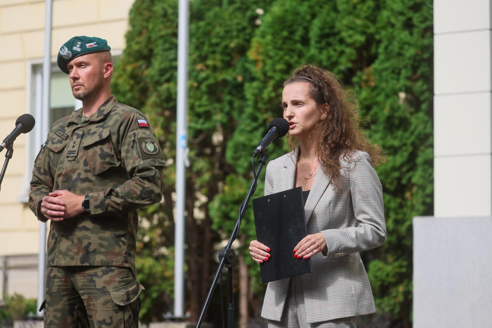 Oprócz dronów znaleziono też szczątki pocisku! MSWiA ujawnia szczegóły
