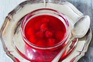 Kompot w restauracji: jak go elegancko wypić/zjeść?