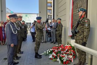 Odsłonięcie tablicy upamiętniającej 100-lecie Cudu nad Wisłą