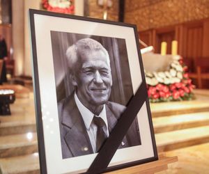 Grób Kornela Morawieckiego na  Powązkach Wojskowych