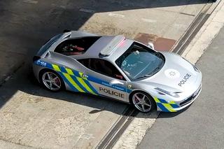 Czeska policja jeździ Ferrari. Wcześniej autem jeździł przestępca