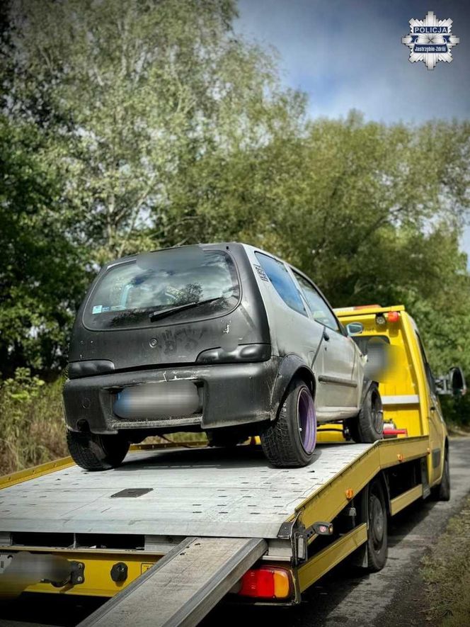 Jastrzębie-Zdrój: 18-latek z prawkiem na traktor jechał zdezelowanym fiatem. "Fatalny" to delikatne określenie