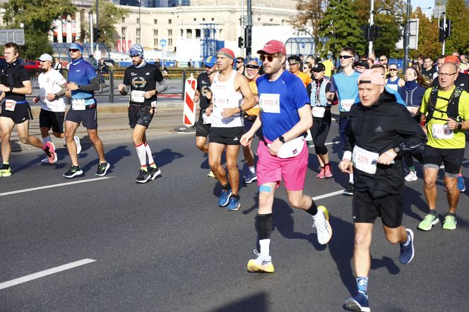 Uczestnicy 46. edycji Nationale-Nederlanden Maratonu Warszawskiego