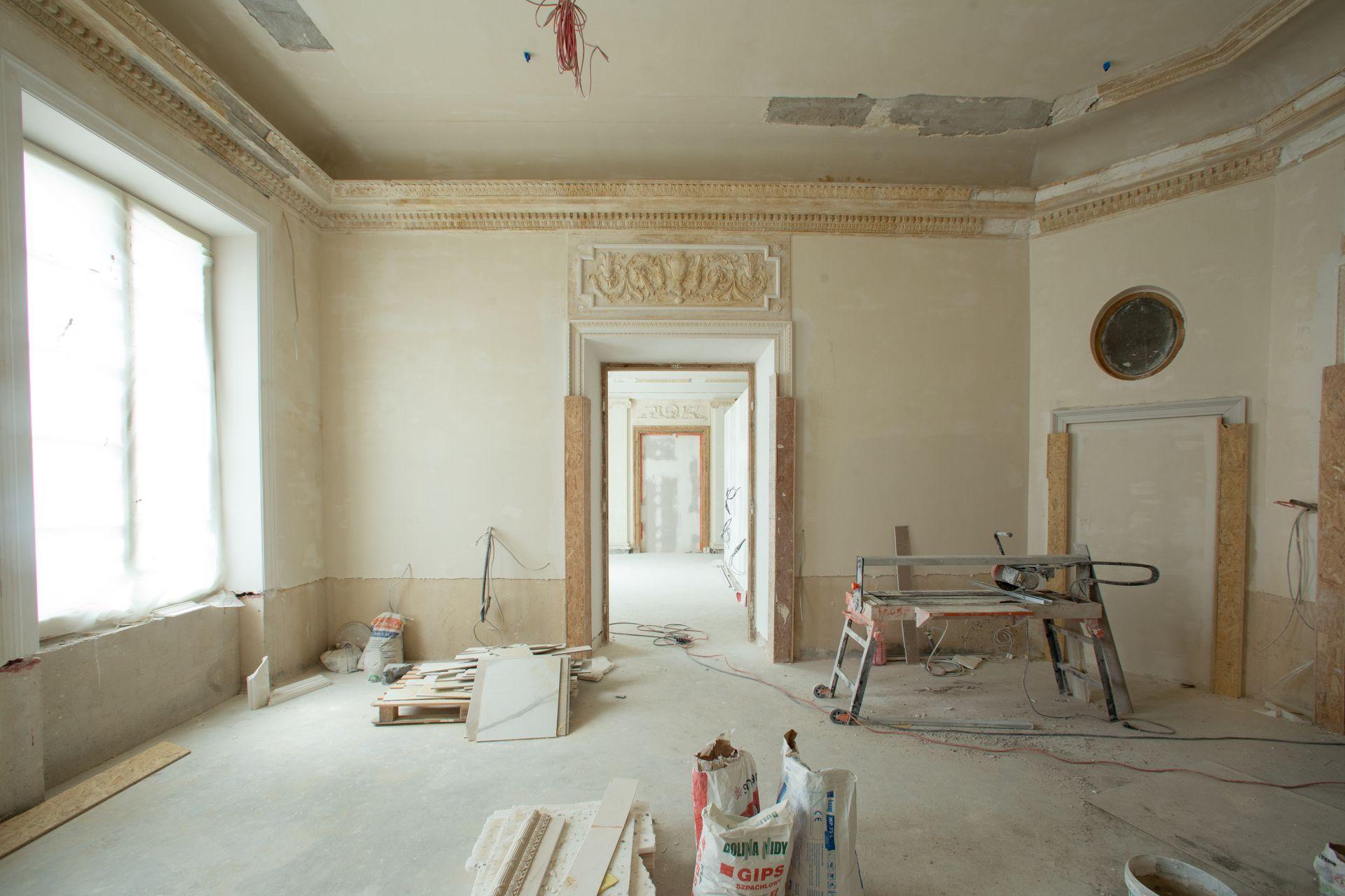 Pałac Branickich w Warszawie: hołd dla budowniczych powojennego miasta