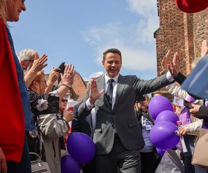 Podejrzane spoty i ukryte konta. Akcja Demokracja w centrum wyborczego zamieszania