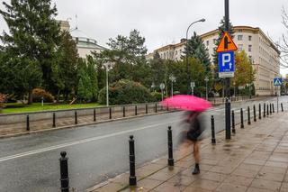 Barierki, które otaczały Sejm, zostały usunięte