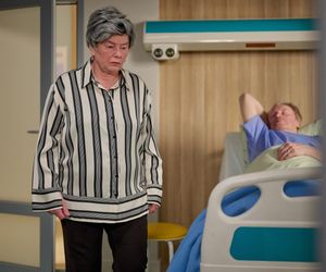 Na Wspólnej odc. 4033. Juliusz (Daniel Olbrychski), Sabina Szulc (Małgorzata Duda-Kozera)