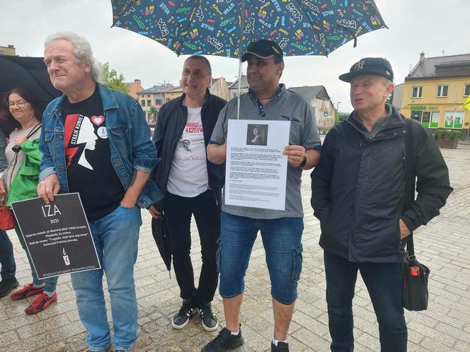 Protest pod hasłem "Ani jednej więcej" Starachowice 14.06.2023