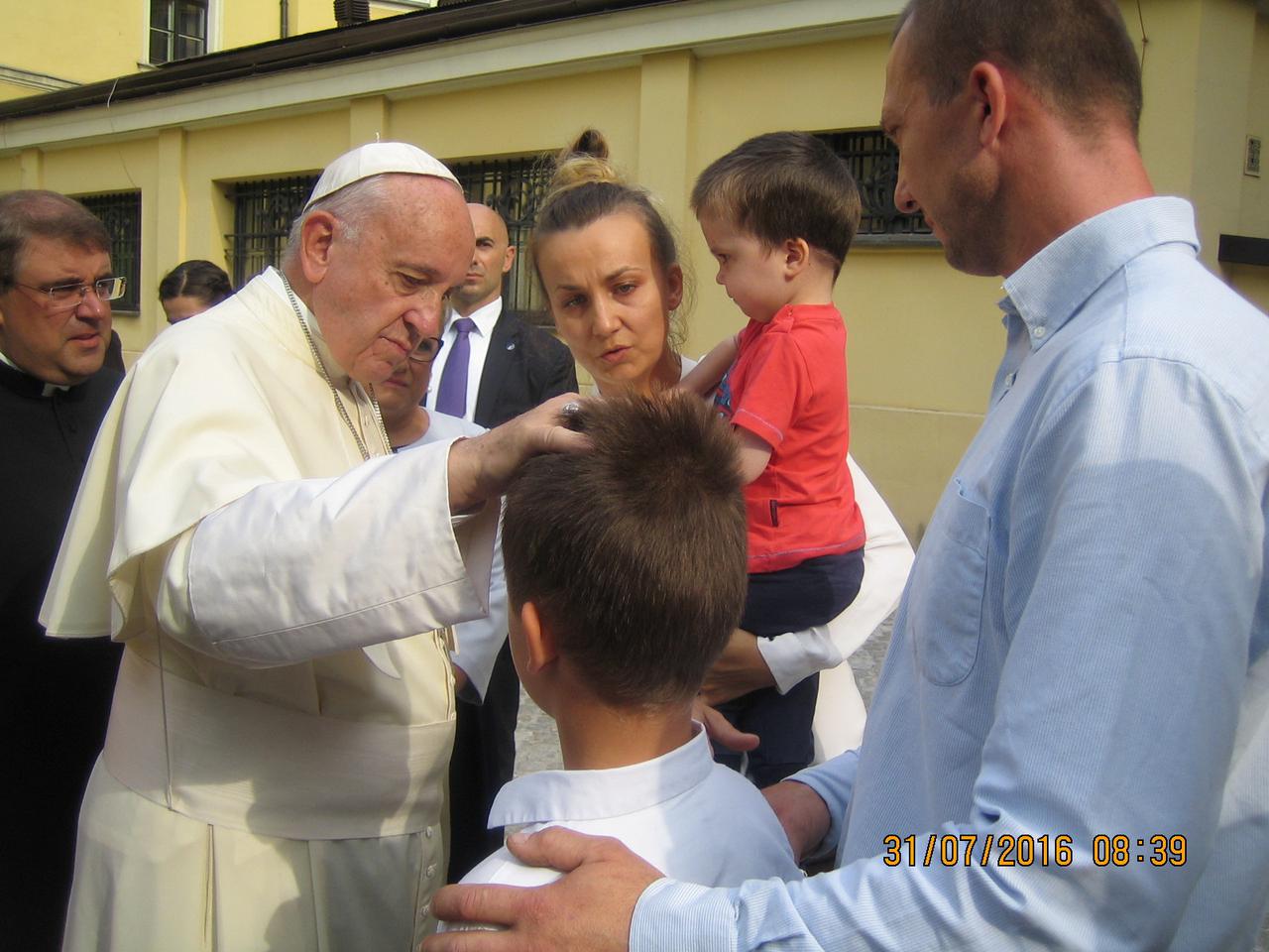 Wierzę, że papież uzdrowi mojego syna