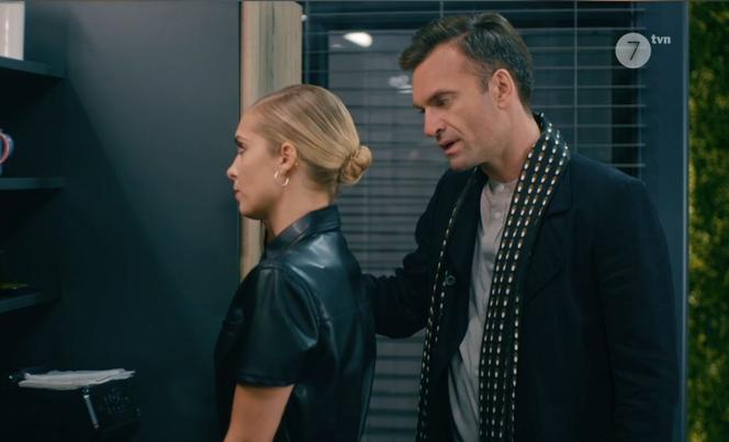BrzydUla 2 sezon odc. 52. Nadia (Magdalena Koleśnik), Aleks Febo (Mariusz Zaniewski)
