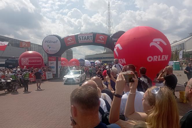 Tour de Pologne 2023 wystartował z Poznania. Tłumy kibiców na starcie i trasie