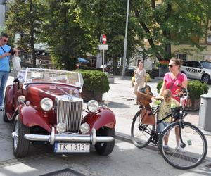 Rzemieślniczy Bazar w Kielcach. Były stoiska handlowe oraz atrakcje