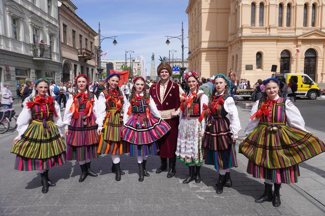 Pochód Juwenaliowy Łódzkich Uczelni. Studenci przejęli Łódź! [ZDJĘCIA]