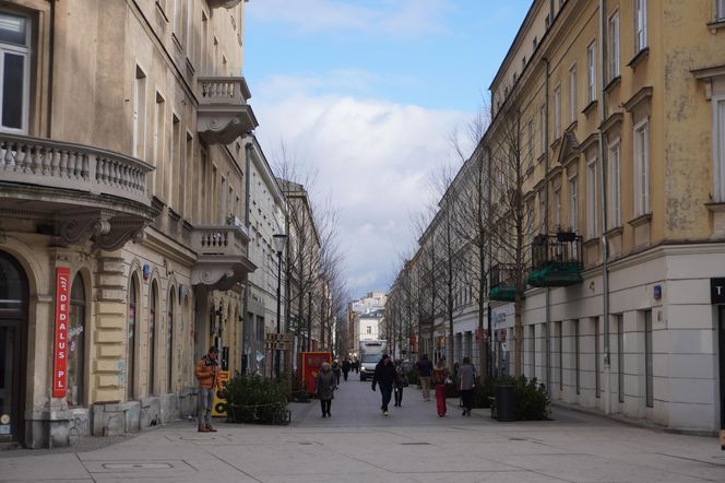 Ulica Chmielna przeszła gruntowny remont