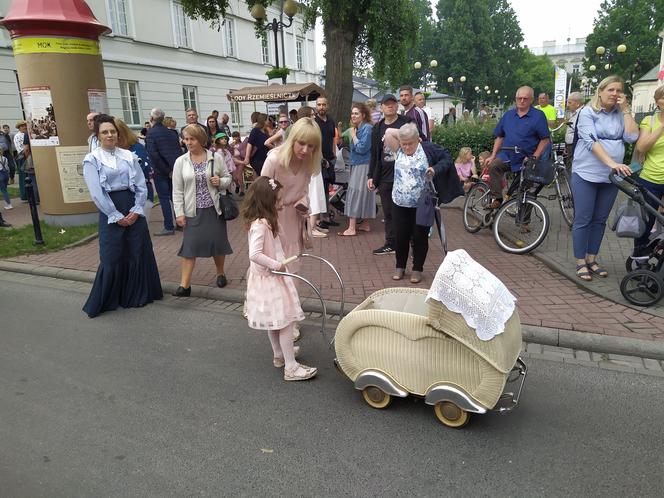 Siedlczanie mogli wsiąść w wehikuł czasu i zobaczyć ulicę Pułaskiego - Piękną sprzed stu lat