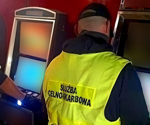 Zły rok dla amatorów automatów hazardowych w Śląskiem. Służby wycięły 200 punktów z automatami. Najwięcej w Sosnowcu