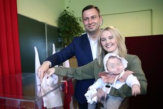 Piękne żony polskich polityków. To one ich wspierają w najgorszych chwilach!