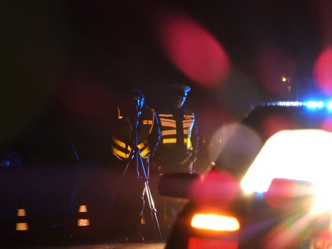 Śmiertelne potrącenie pod Sochaczewem. Kierowca BMW uciekł