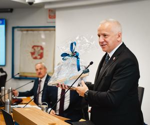 Rodzina Tymka Kalaty wymieniła się prezentami z prezydentem i radnymi