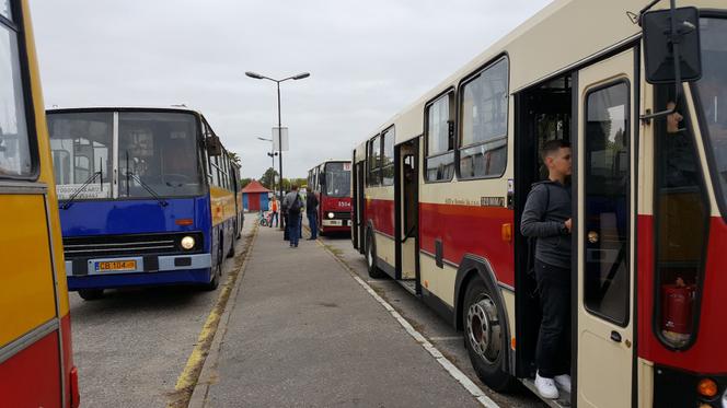 Parada Zabytkowych Autobusów w Bydgoszczy