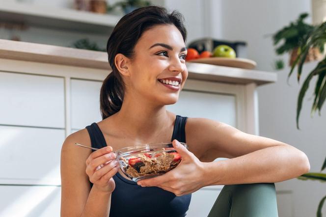 Chroni przed rakiem i obniża cholesterol. Dzięki prostemu składnikowi brzuszek zniknie raz-dwa