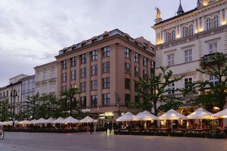 Feniks na Rynku Głównym w Krakowie