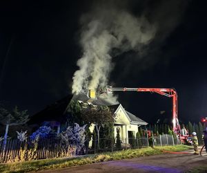 Joker podpalił swój dom. Biegał po okolicy i krzyczał, że nagrywają Na Wspólnej