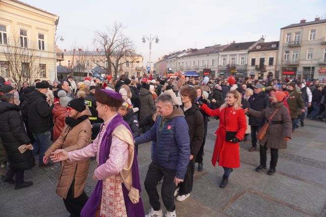 33. Finał WOŚP w Kielcach. Polonez w Rynku