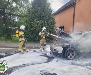 Pożar samochodu osobowego w Tworogu