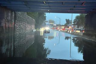  Burze podtapiają Nowy Jork i New Jersey. Zaraz dołączy do nich Debby