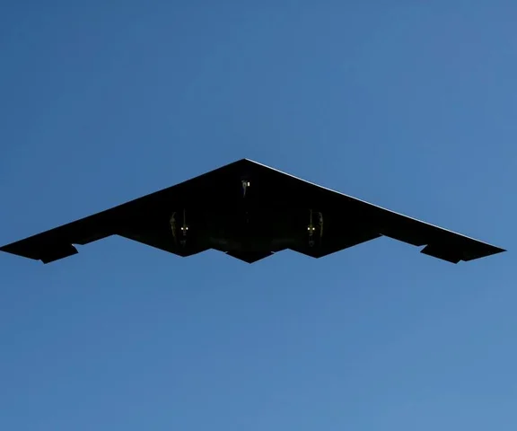 USA chcą dać Izraelowi B-2 i niszczyciele bunkrów? Ustawa ma powstrzymać Iran